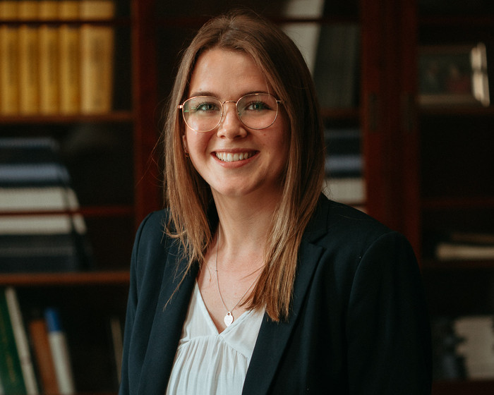 Frau Sina Acht Personalreferentin SRH Karriere